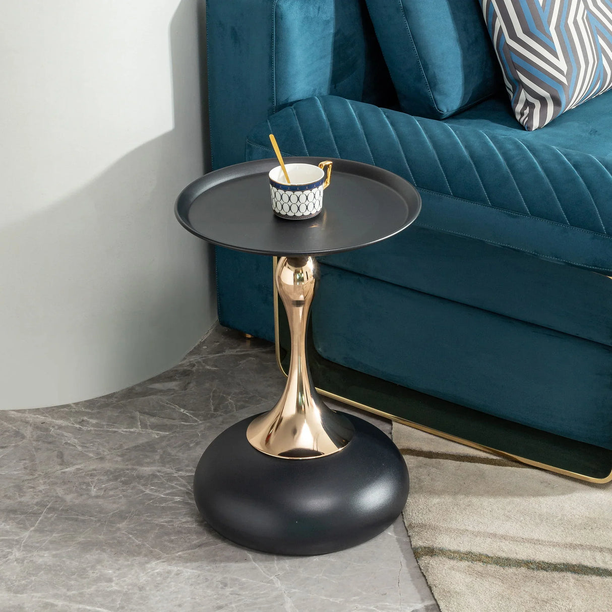Modern Round Side Table For Small Spaces With Carbon Steel Construction - Furniture Home Direct