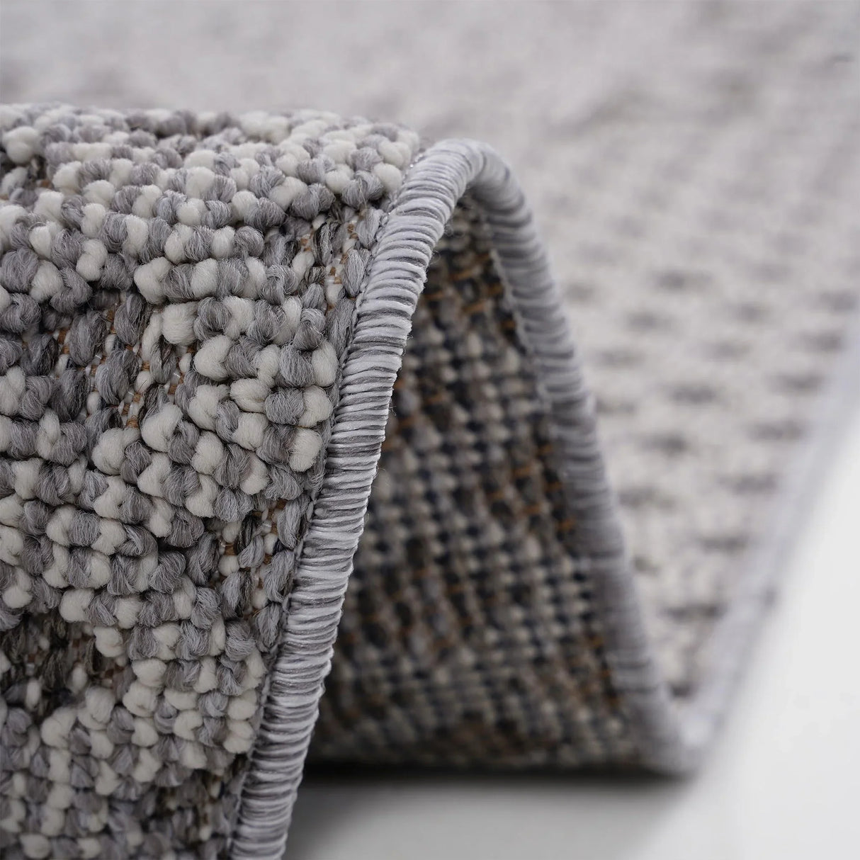 Guros - Medallion Indoor / Outdoor Area Rug - Furniture Home Direct