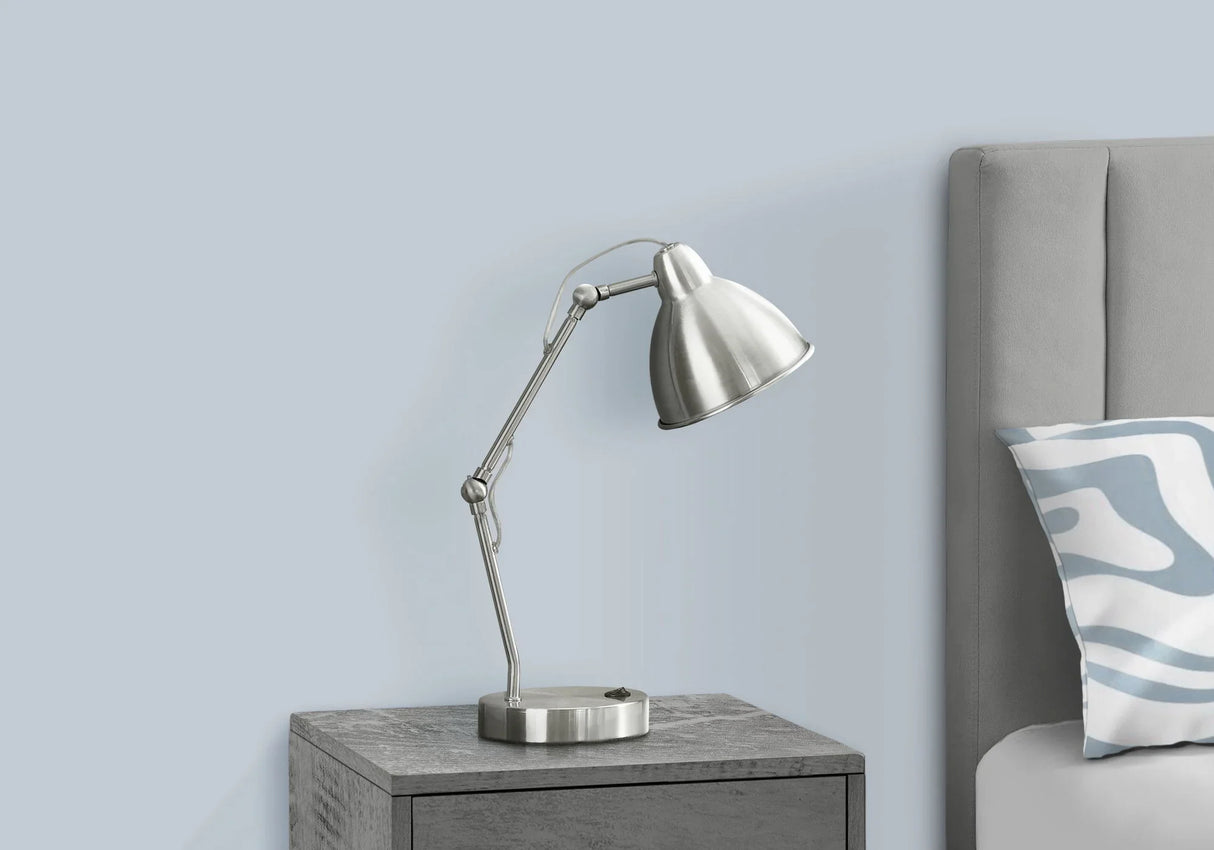 Lighting, Table Lamp, USB Port Included, Nickel Metal, Nickel Shade, Modern - Silver - Furniture Home Direct