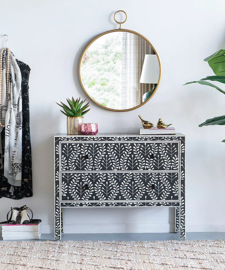Circle Wall Mirror With Iron Frame, Accent Mirror For Living Room - Furniture Home Direct
