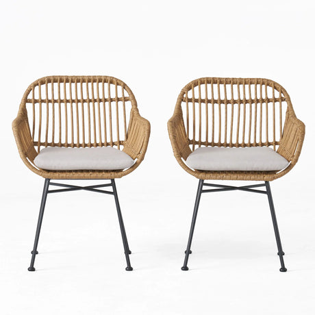 Outdoor Rattan Accent Chair With Metal Legs