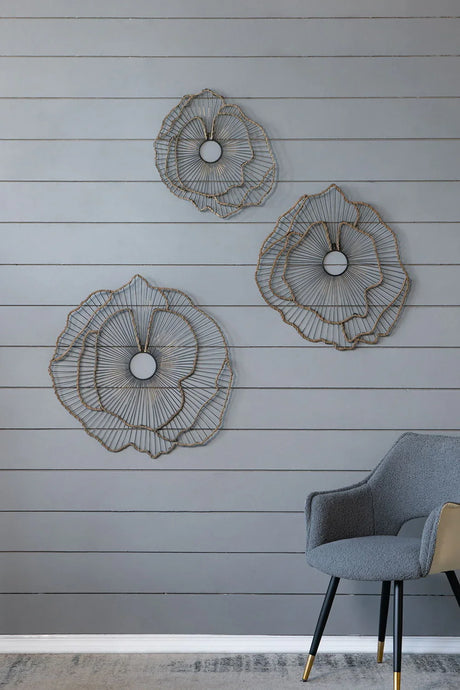Metal Flowers Wall Decor, Transitional Wall Floral Sculpture For Foyer Porch Hallway Entrance (Set of 3) - Gold - Furniture Home Direct