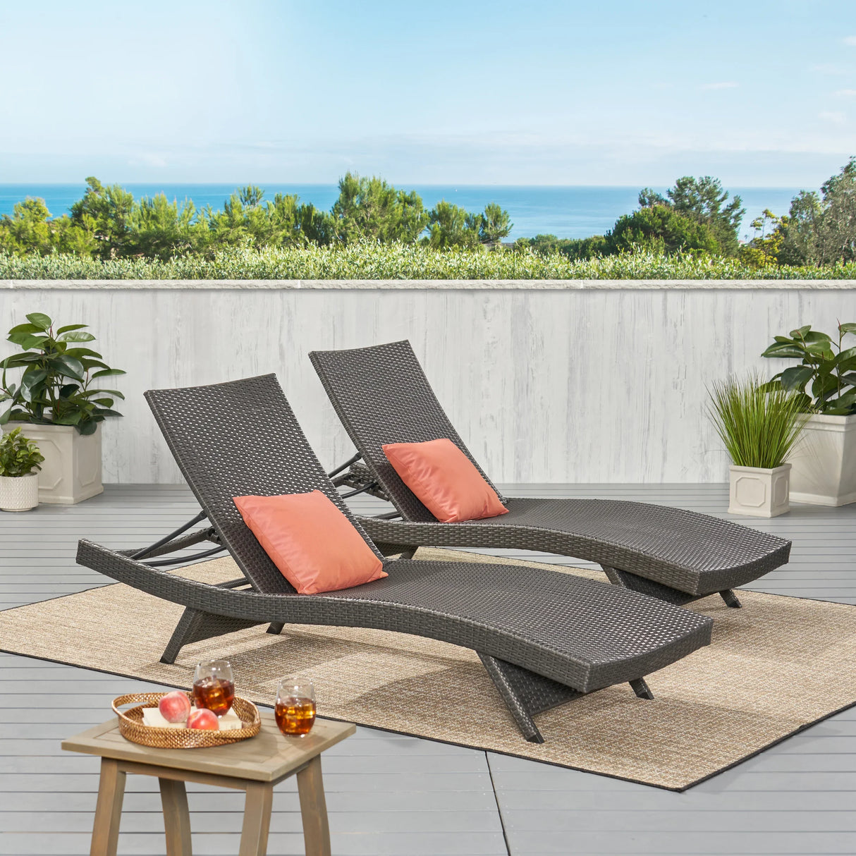 Wicker Chaise Lounge - Furniture Home Direct