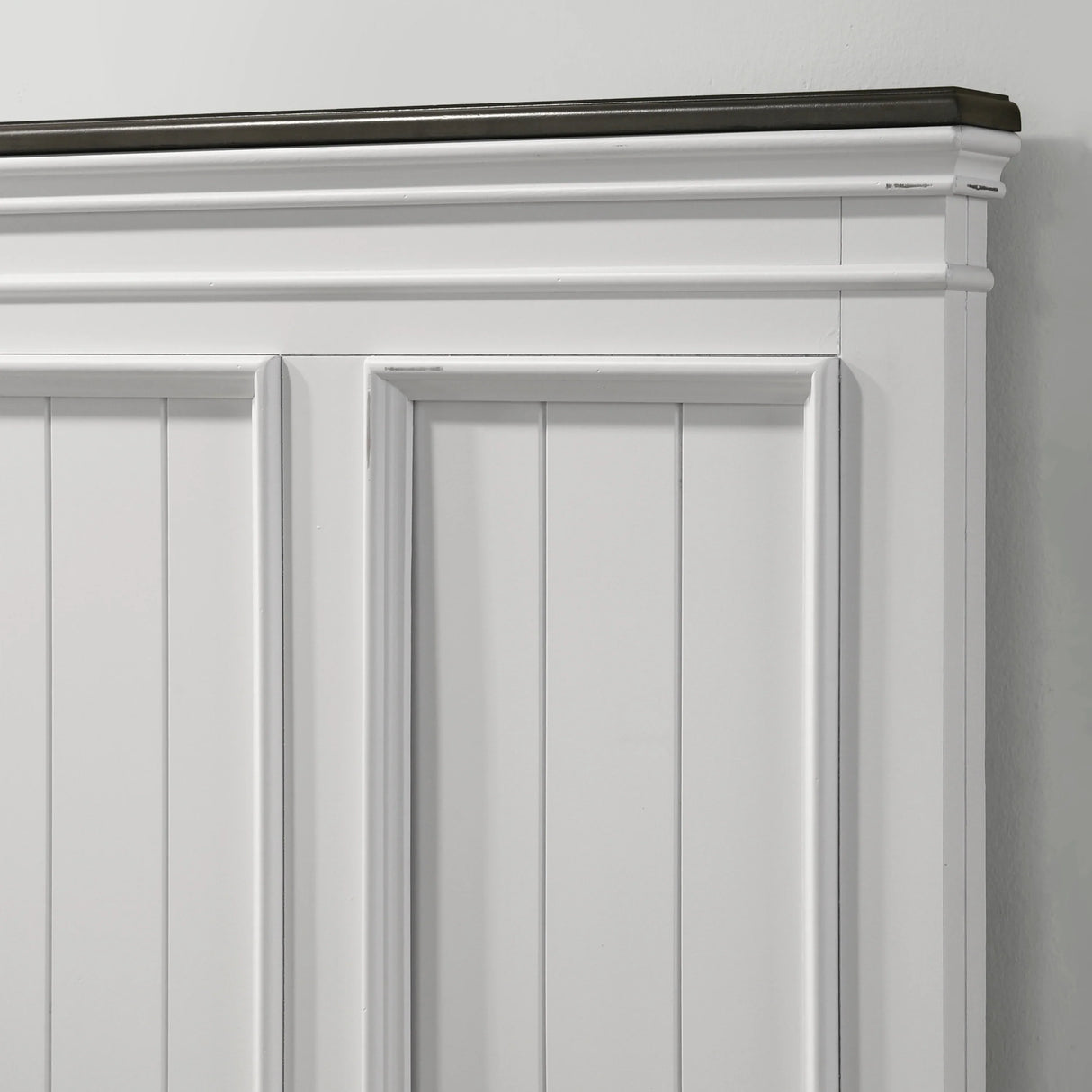 King Panel Bed With Dresser And Nightstands Antique White - Furniture Home Direct