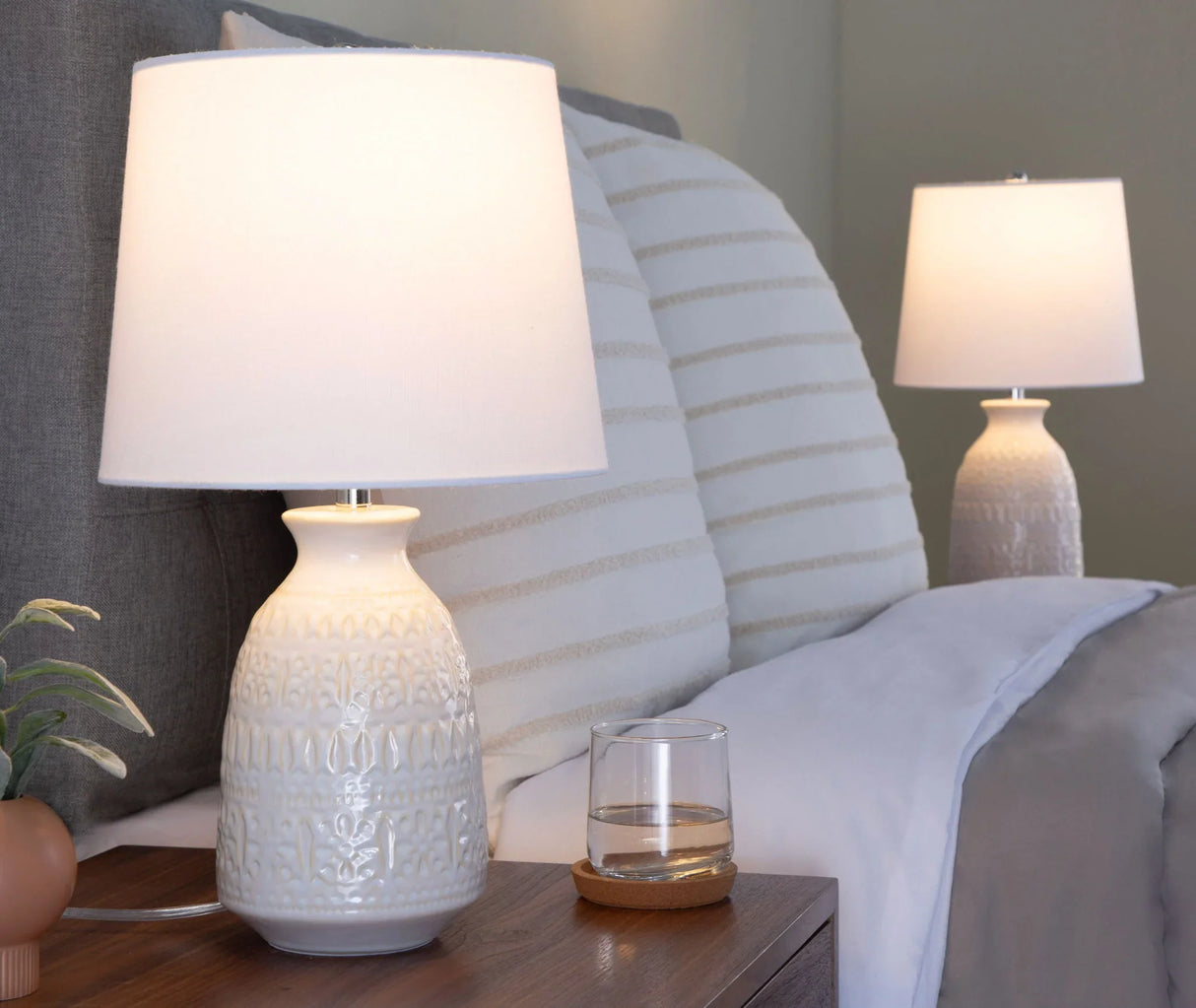 Claudia - Contemporary Lamp (Set of 2) - Furniture Home Direct