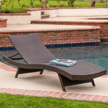Wicker Chaise Lounge - Brown - Furniture Home Direct