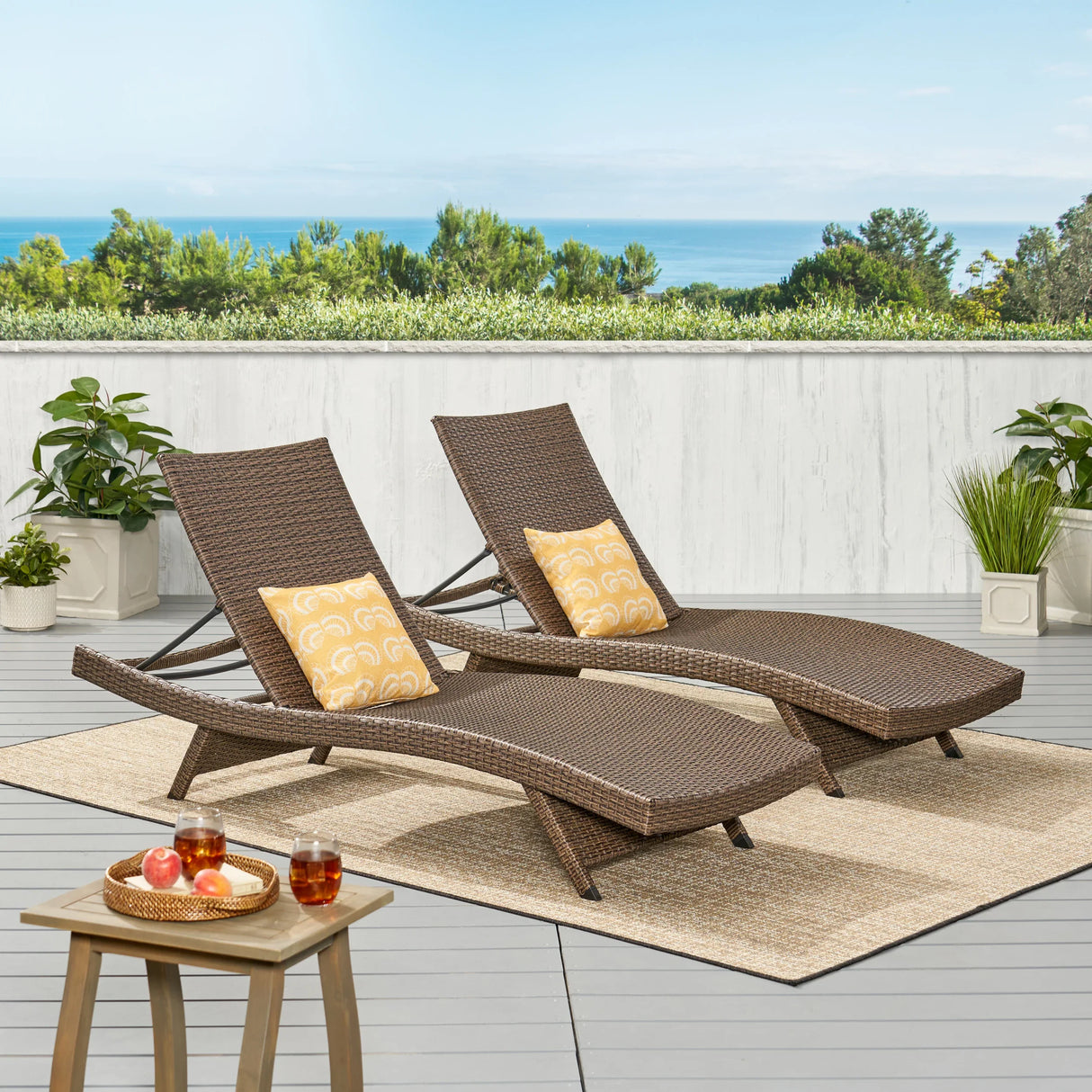 Wicker Chaise Lounge - Furniture Home Direct
