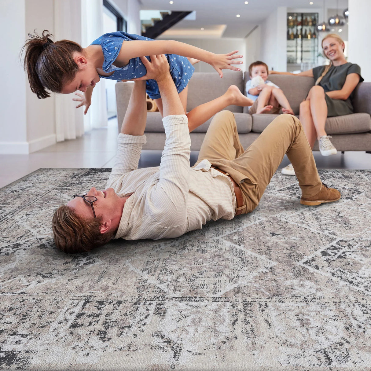 Payas - Traditional Area Rug - Furniture Home Direct