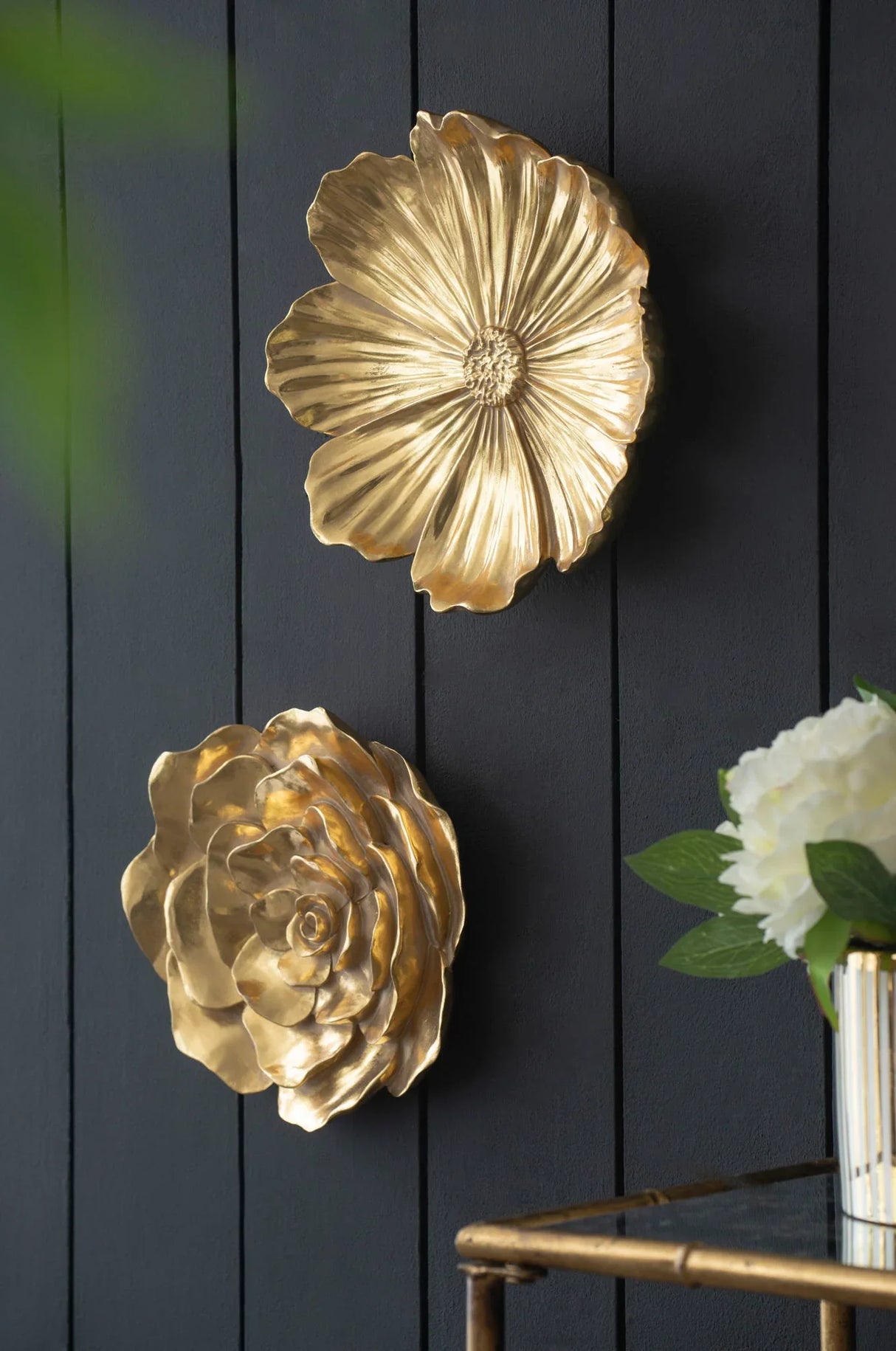 Rose Hanging Resin Wall Accents (Set of 2) - Gold - Furniture Home Direct