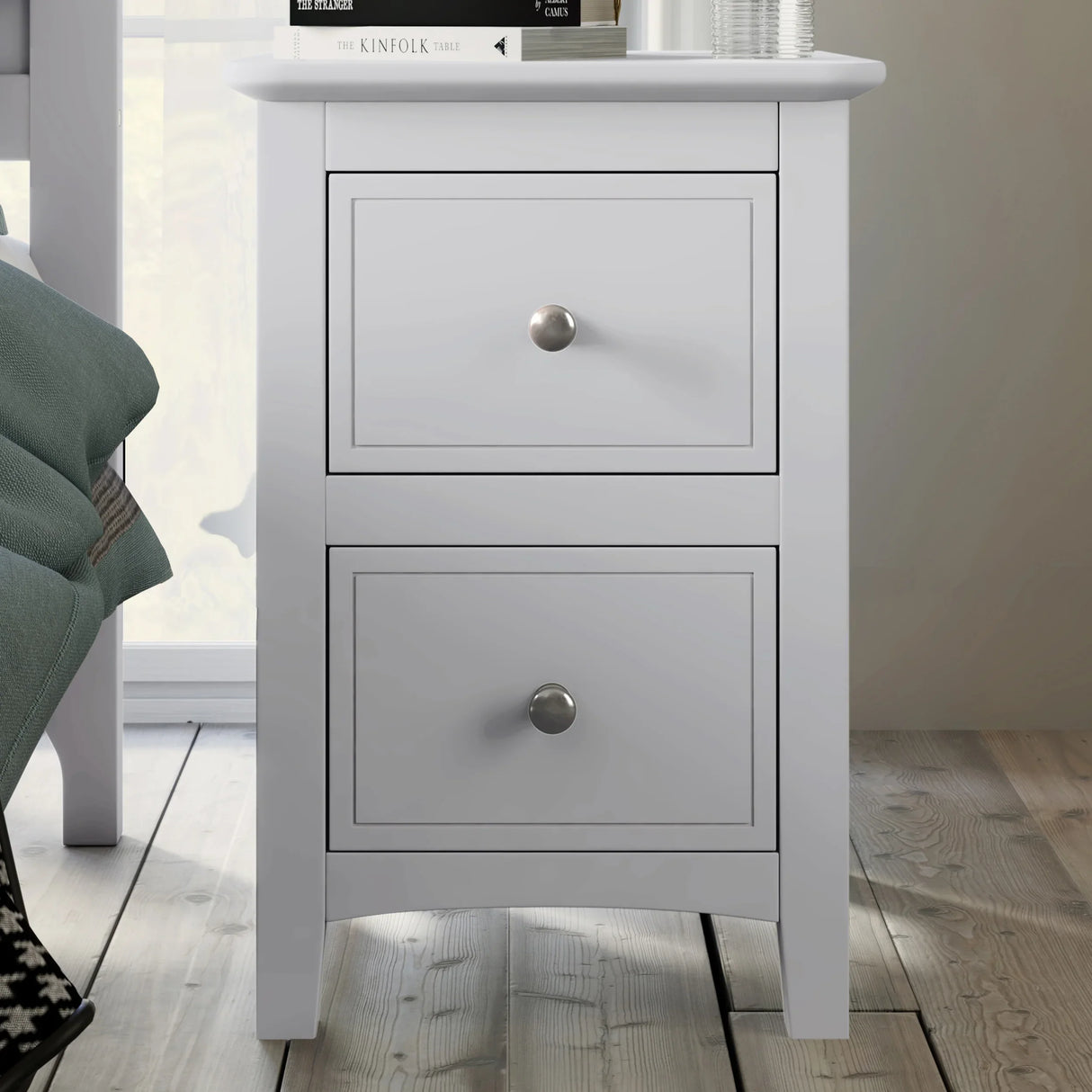 White Solid Wood 5 Piece Queen Bedroom Set(bed, 2 nightstands,chest,dresser) - Furniture Home Direct