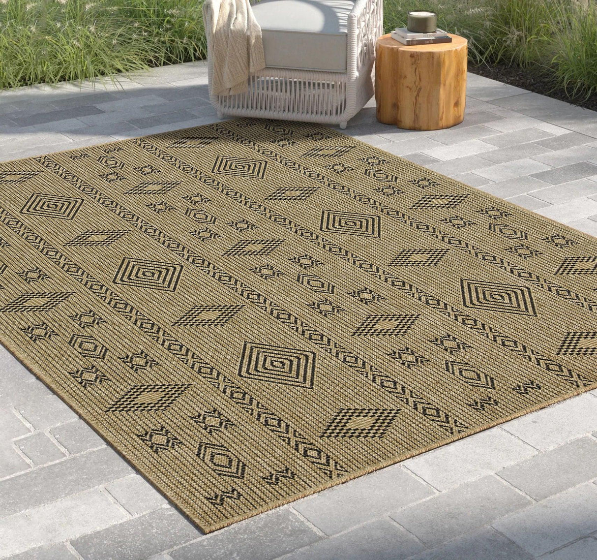 Earth - 2'7" X 7'3" Indoor, Outdoor Area Rug - Jute / Black - Furniture Home Direct