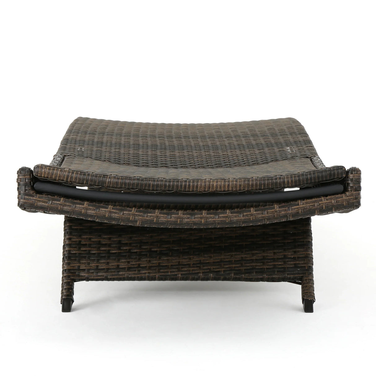 Wicker Chaise Lounge - Furniture Home Direct