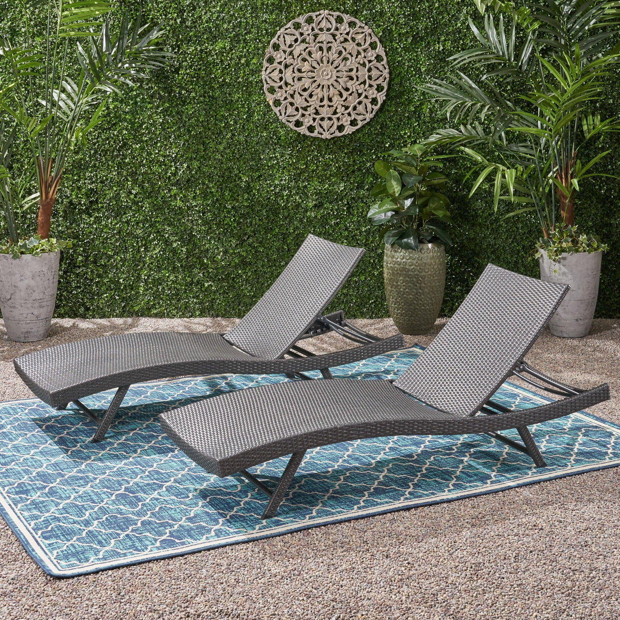Wicker Chaise Lounge - Furniture Home Direct