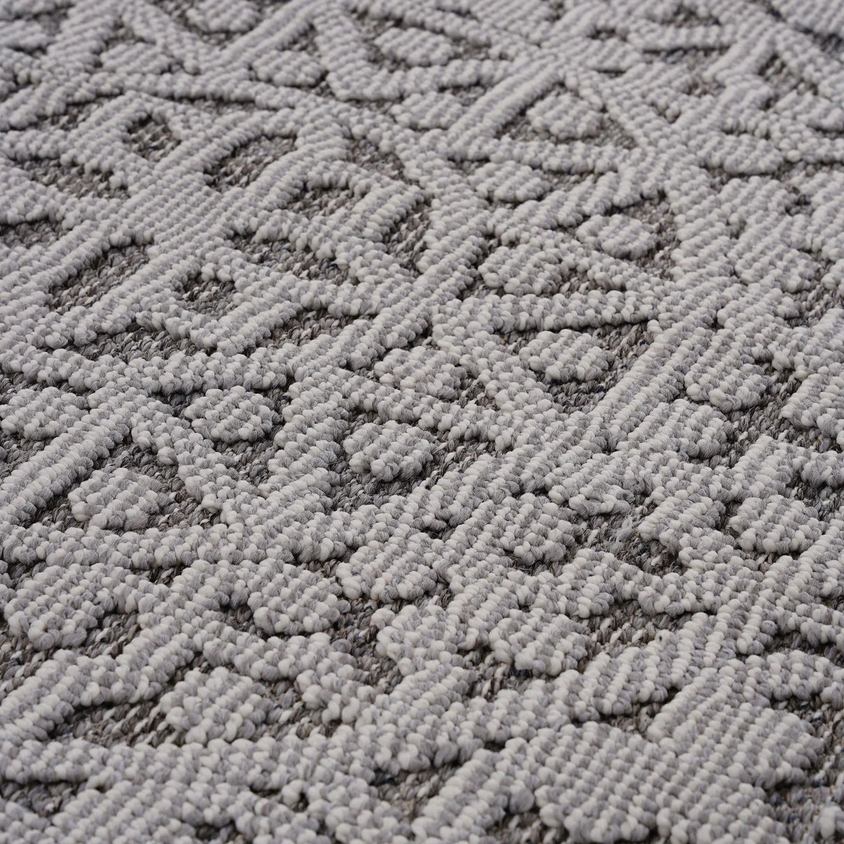 Guros - Medallion Indoor / Outdoor Area Rug - Furniture Home Direct