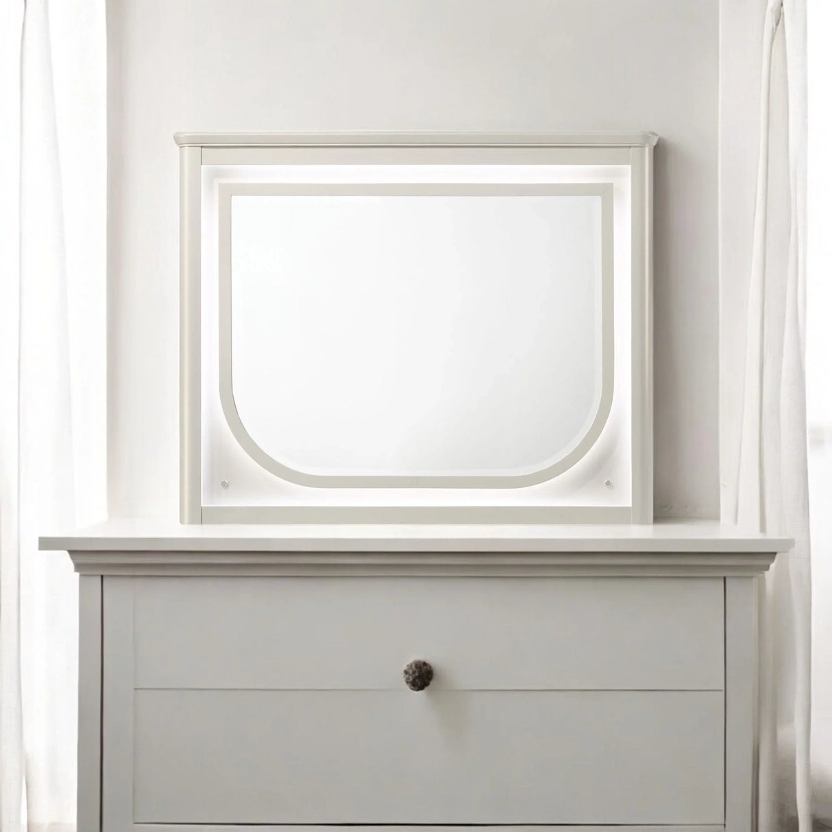 Laveda - Mirror With LED - White - Furniture Home Direct