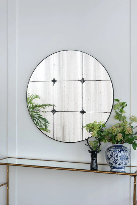 Traditional Decor Style Round Antique Glass Wall Mirror, Wall Decor For For Bathroom Entryway Console Lean Against Wall - Black - Furniture Home Direct