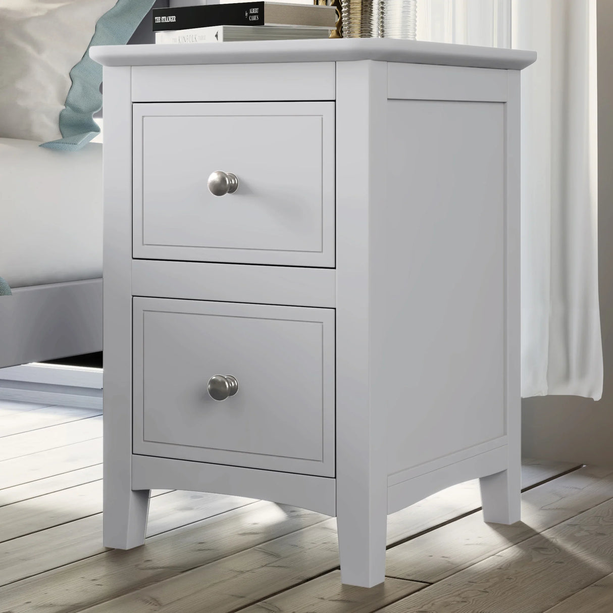 White Solid Wood 5 Piece Queen Bedroom Set(bed, 2 nightstands,chest,dresser) - Furniture Home Direct