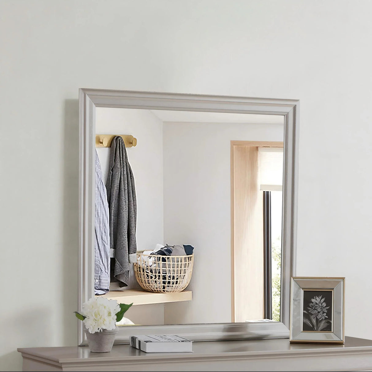 Traditional Wall Mirror For Any Space - Furniture Home Direct