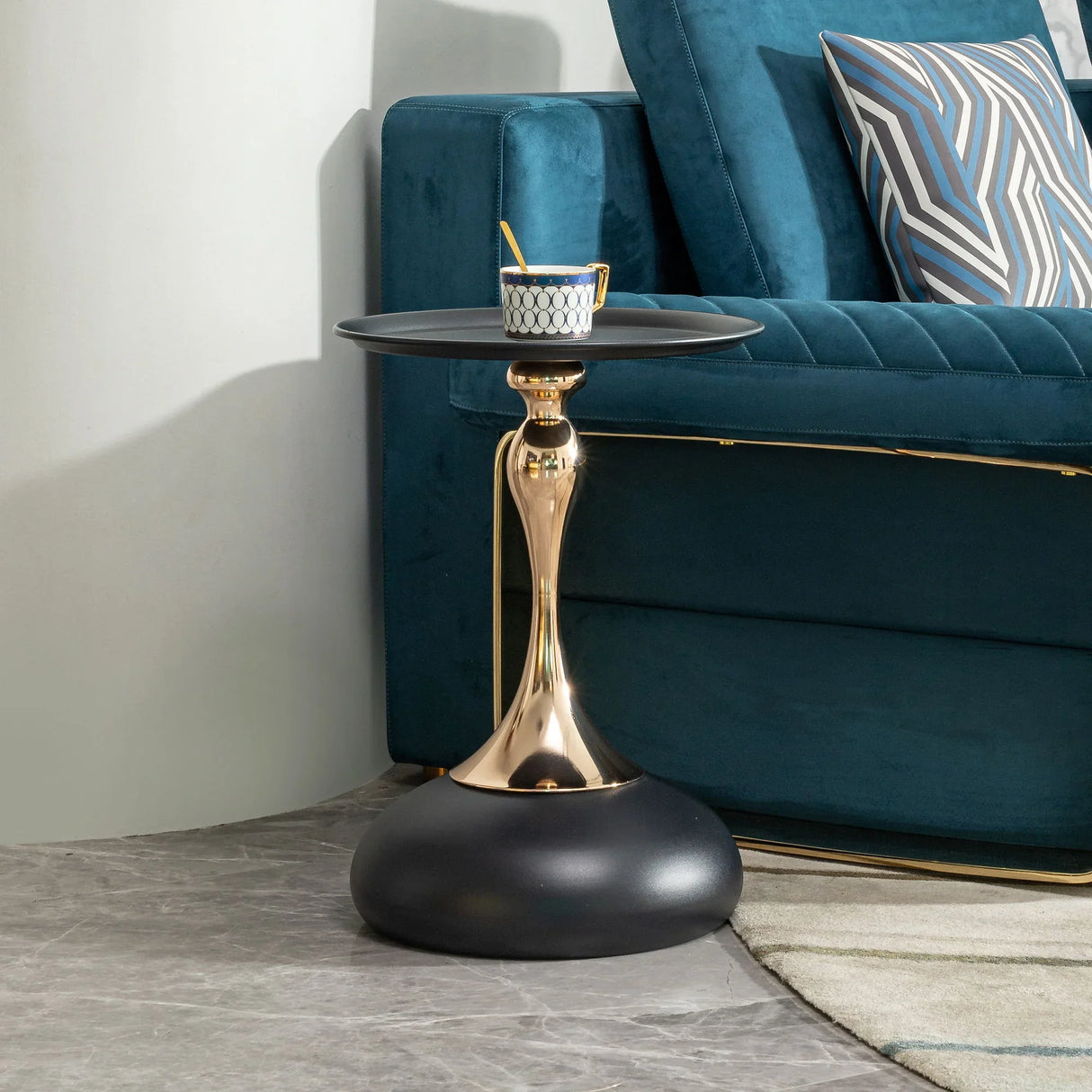 Modern Round Side Table For Small Spaces With Carbon Steel Construction - Furniture Home Direct
